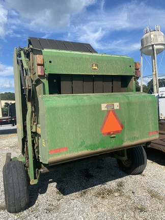 2005 John Deere 567 Photo 2