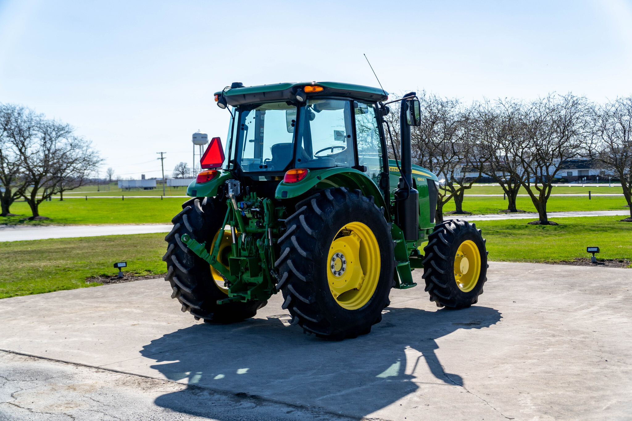 Used 2023 John Deere 6120E Cab Utility Tractors at Koenig Equipment in Anna, OH - PhotoXL4