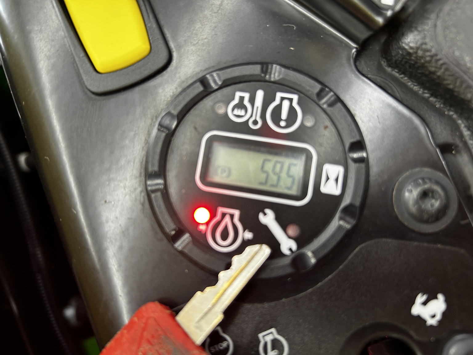 2024 John Deere Z970R Image 14