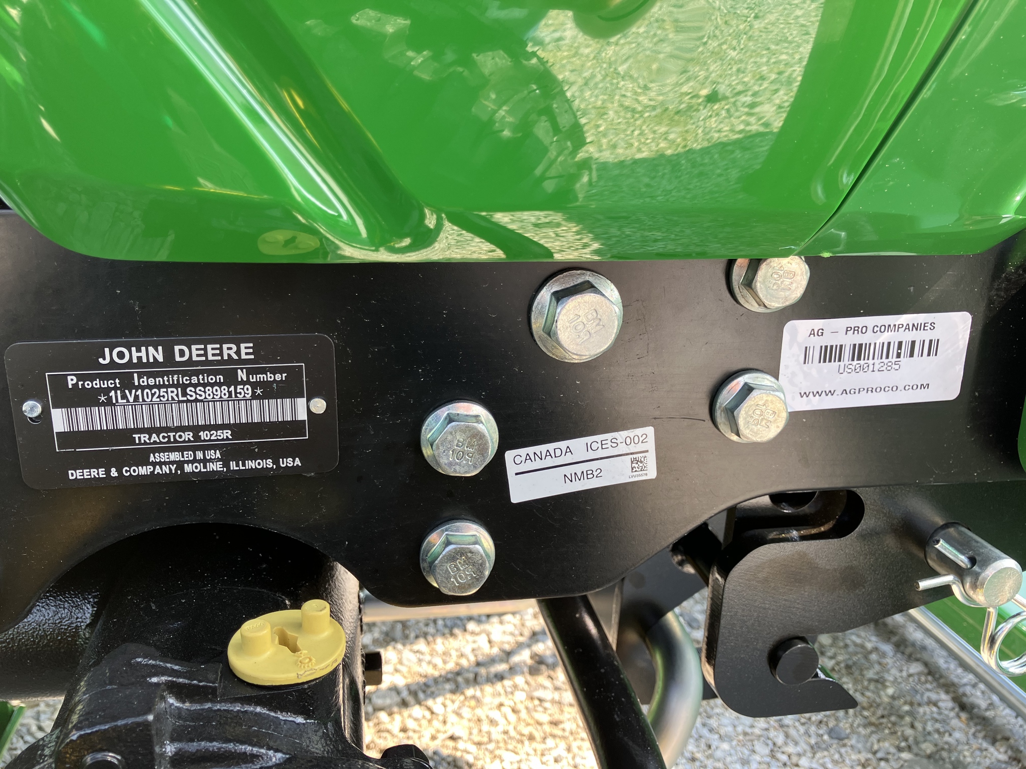 2025 John Deere 1025R Image 14