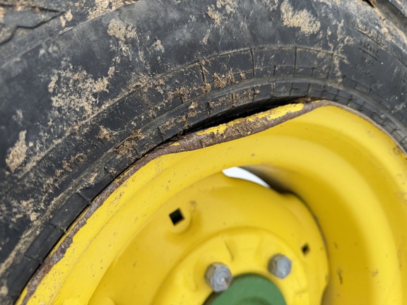 2022 John Deere 4066R - Photo10