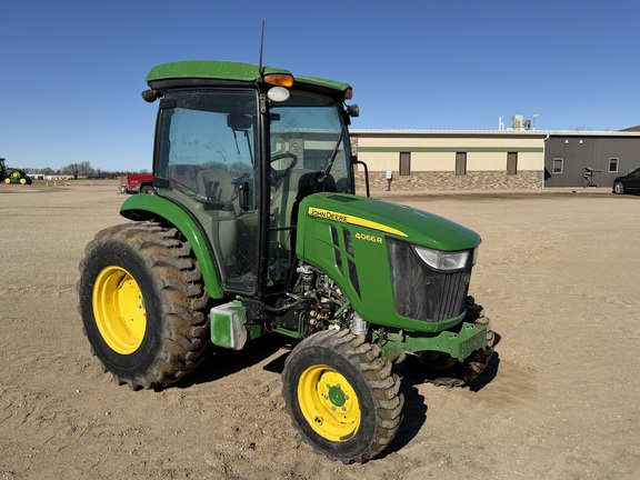 2022 John Deere 4066R - Photo1