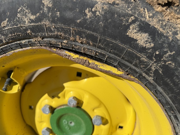 2022 John Deere 4066R - Photo9