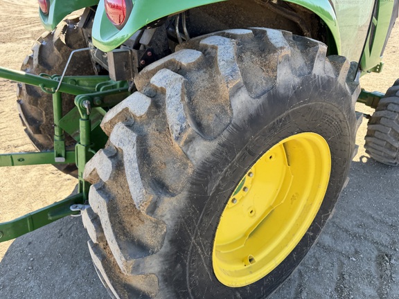 2022 John Deere 4066R - Photo14