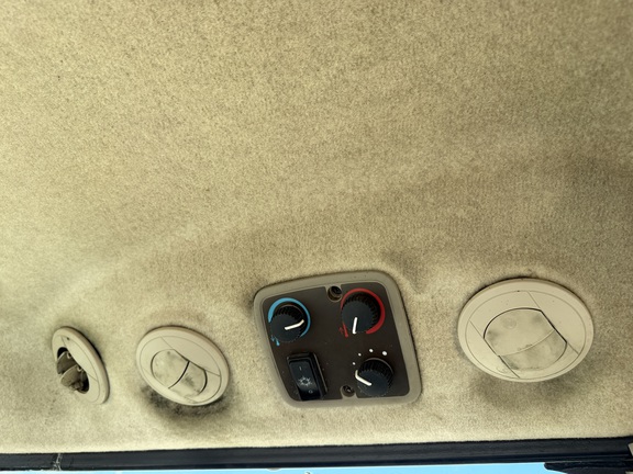 2022 John Deere 4066R - Photo28