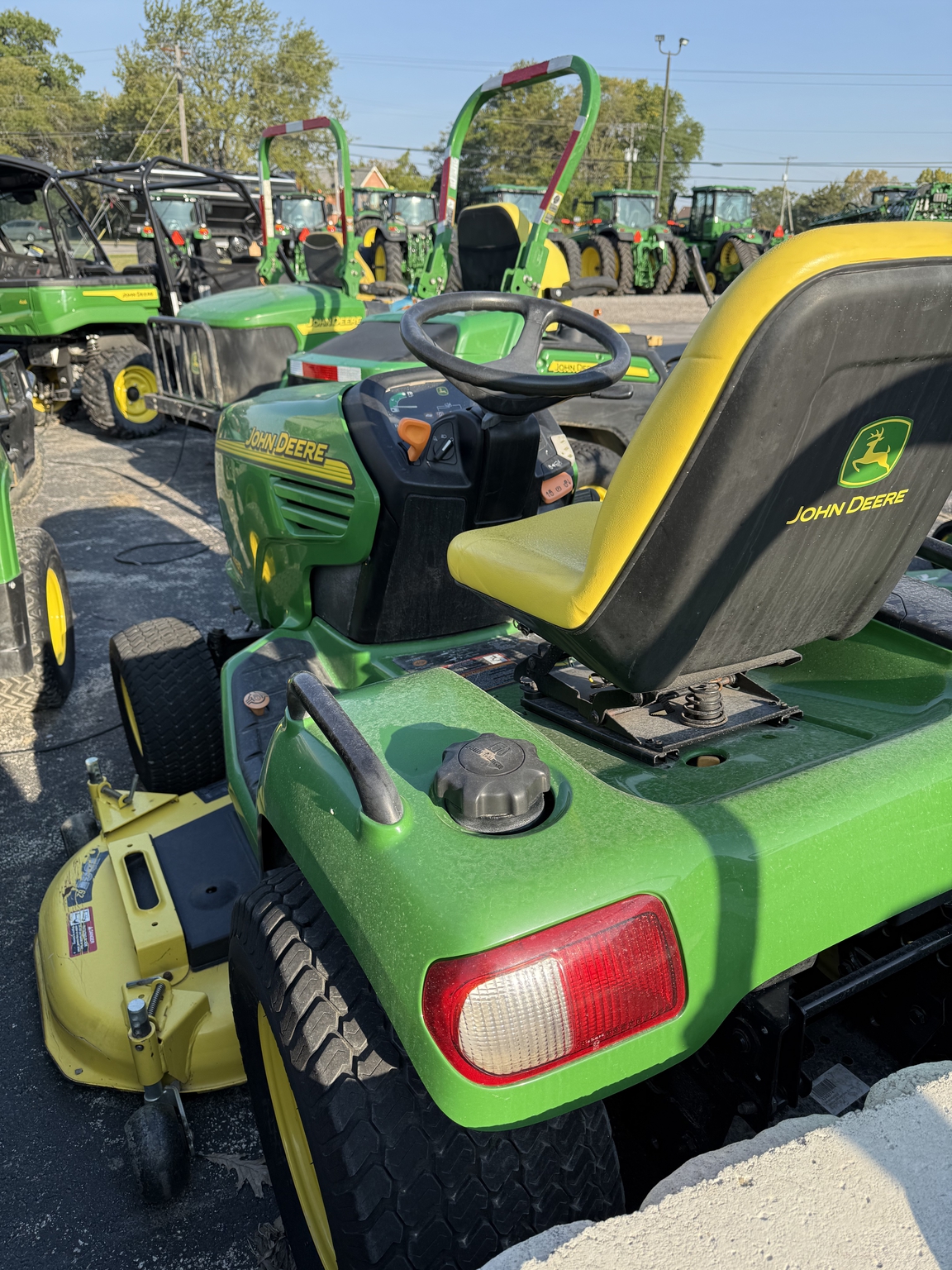 2003 John Deere X485 Image 4