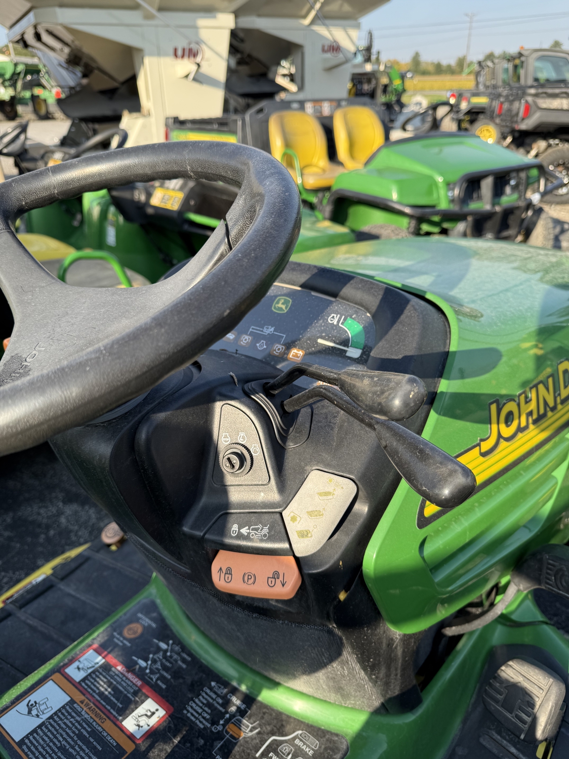 2003 John Deere X485 Image 5