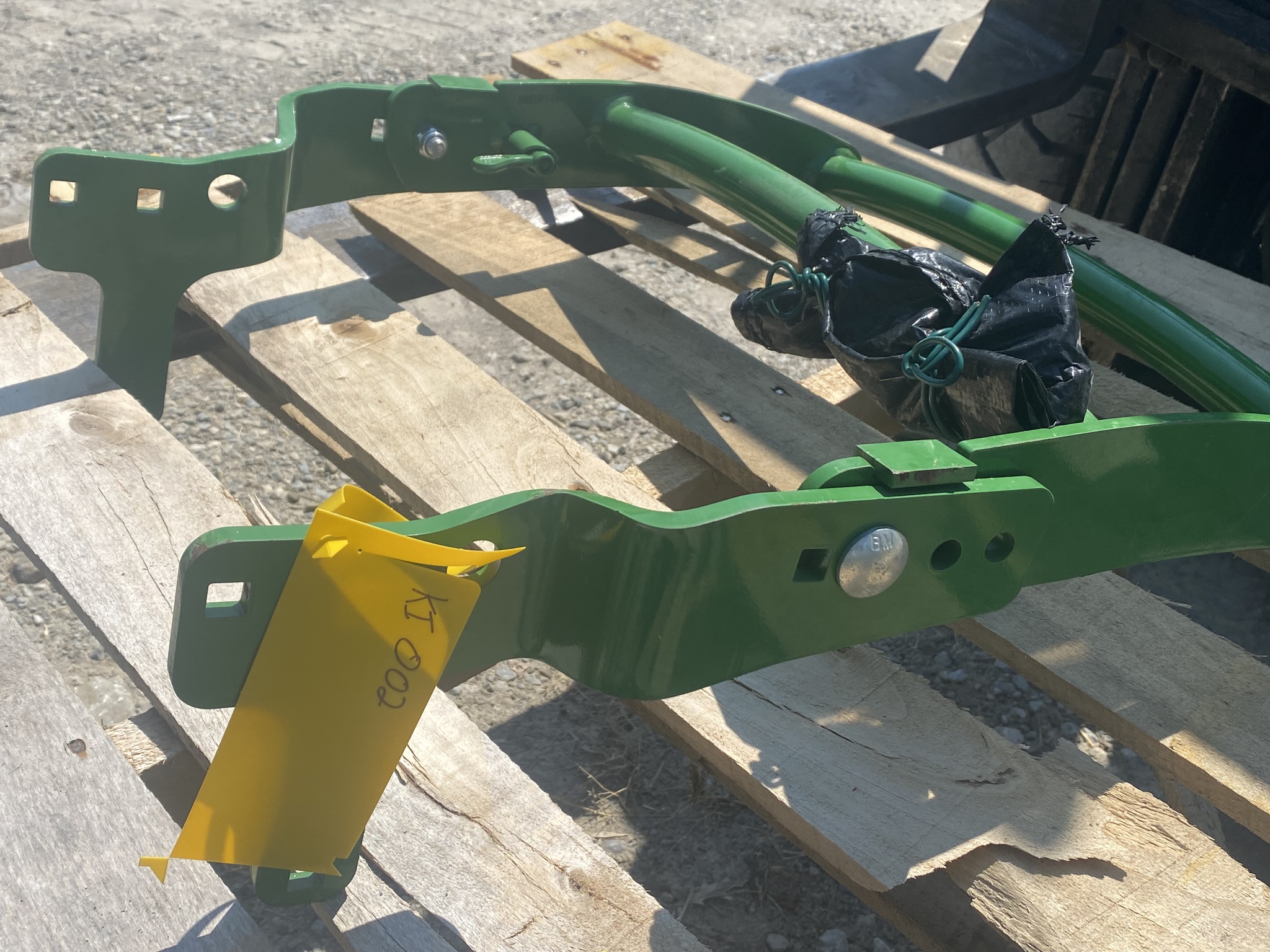 John Deere hood guard Image 1