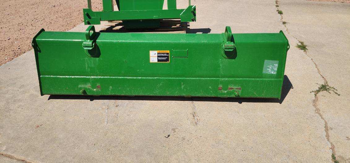 2021 John Deere 4066R Image 10