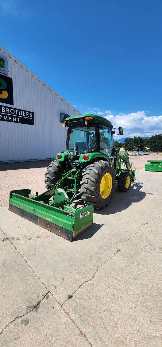 2021 John Deere 4066R Image 3