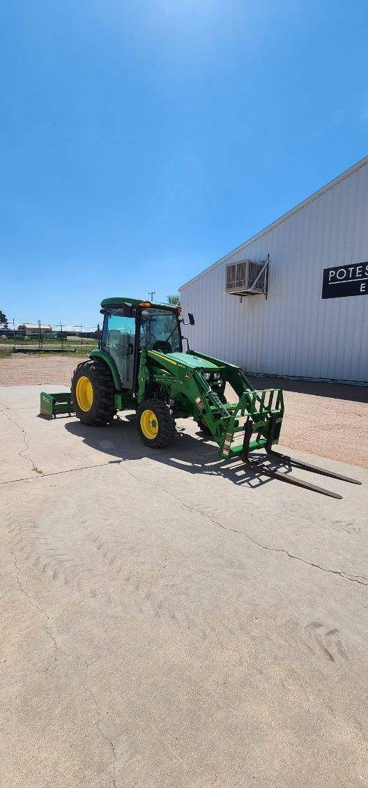2021 John Deere 4066R Image 2