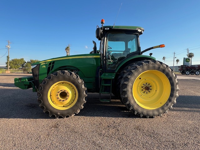 2013 John Deere 8310R Image 3