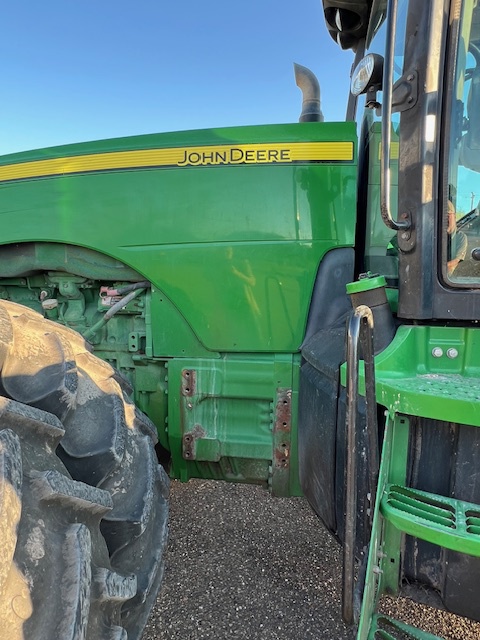 2013 John Deere 8310R Image 11