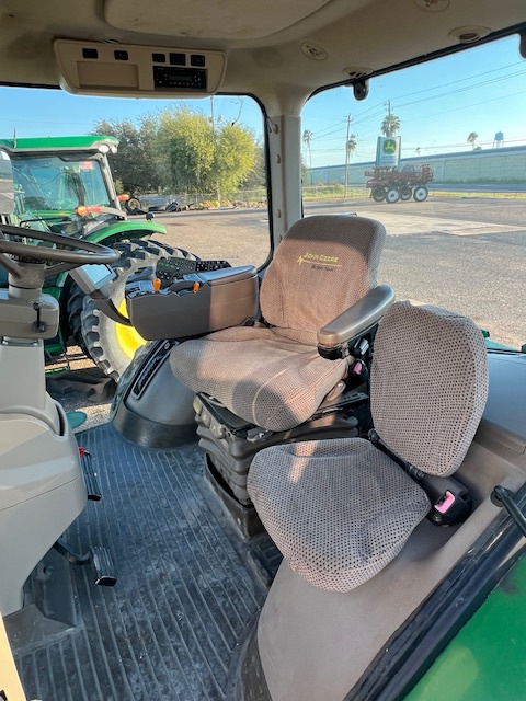 2013 John Deere 8310R Image 13