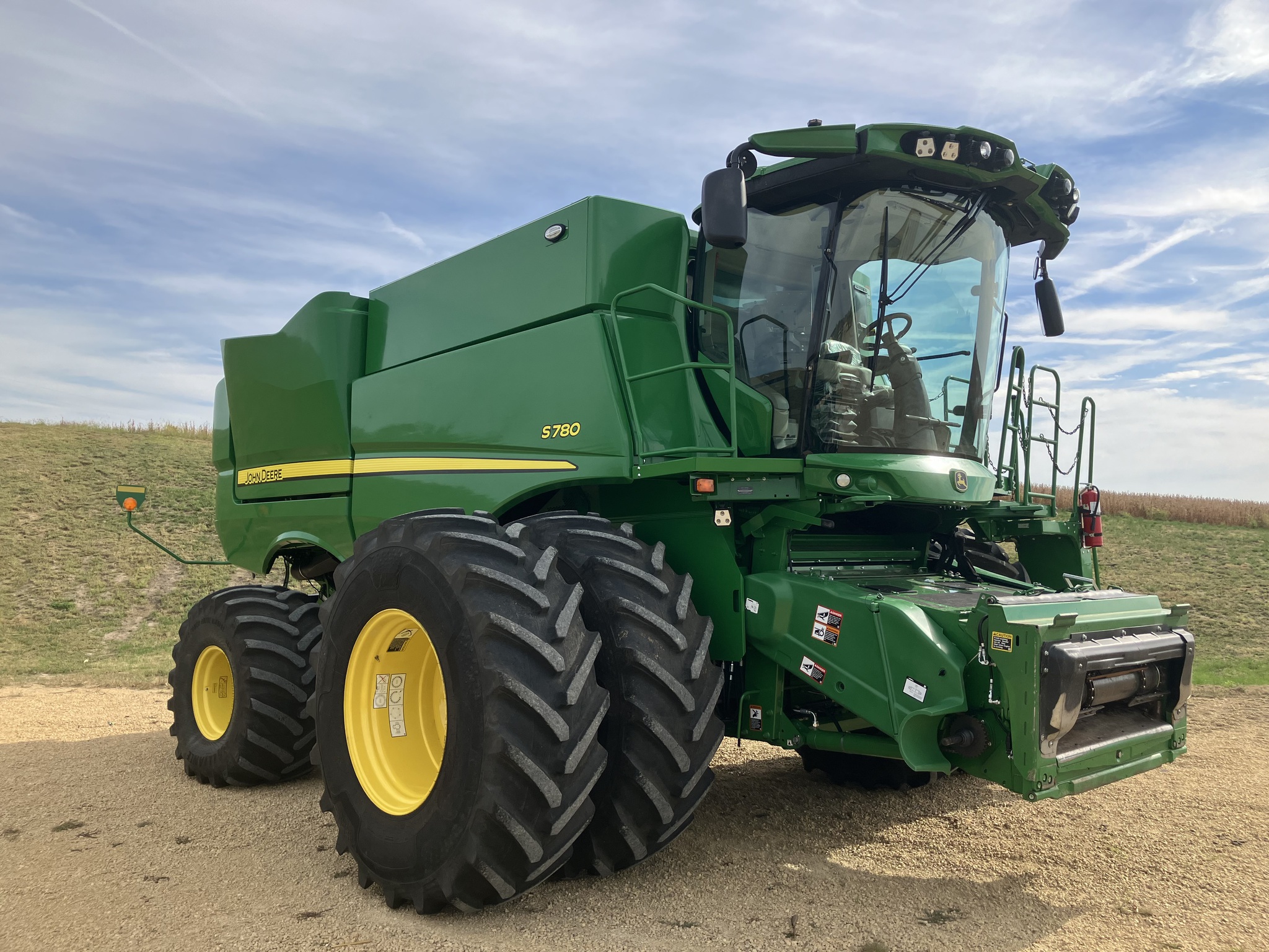 2023 John Deere S780 Image 4