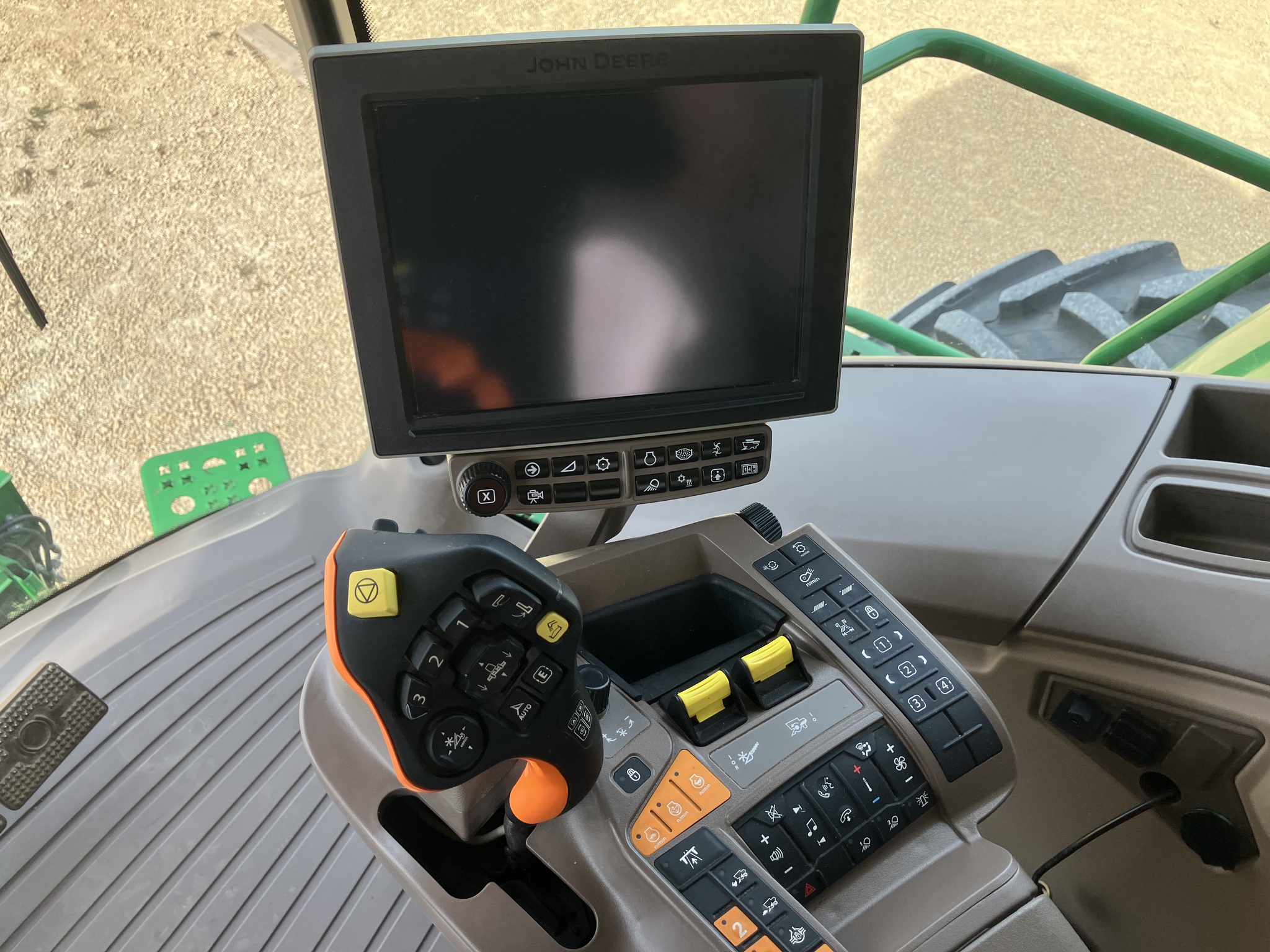 2023 John Deere S780 Image 18