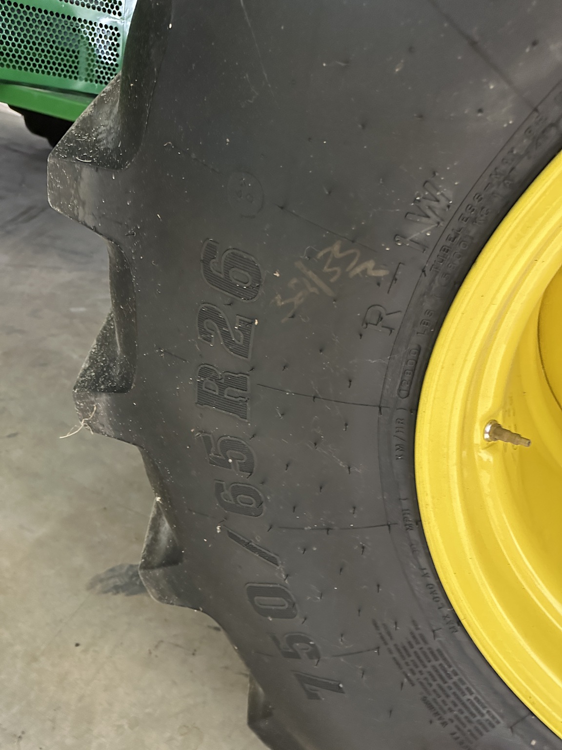 2016 John Deere S660 Image 8