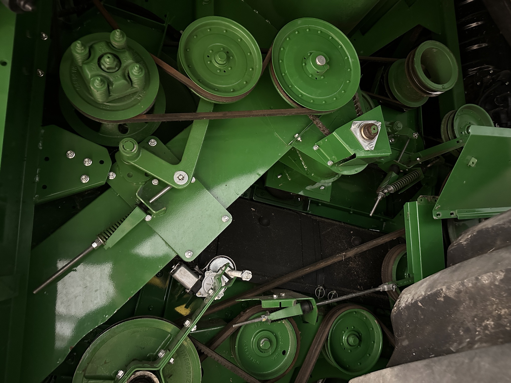 2016 John Deere S660 Image 12