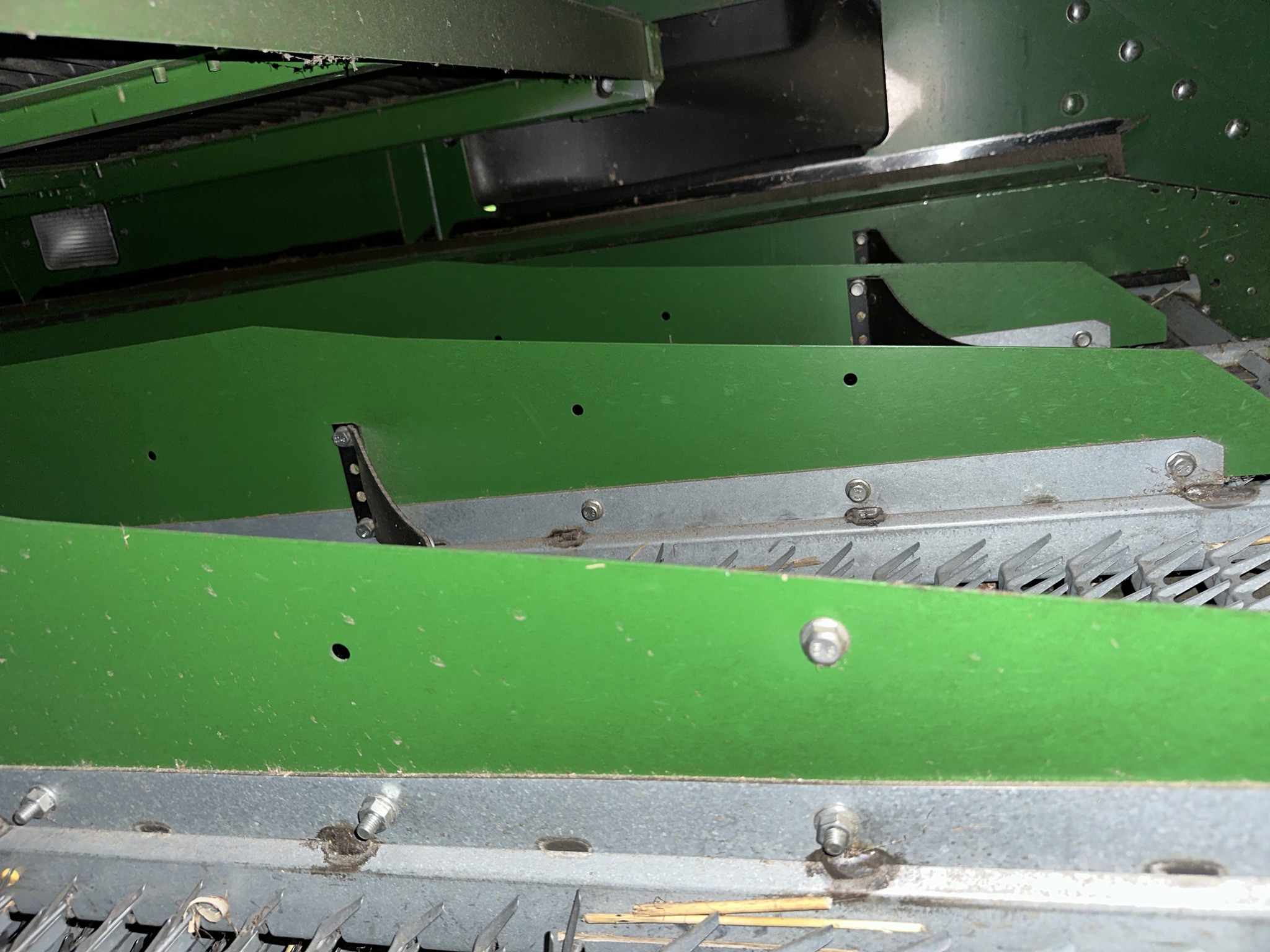2016 John Deere S660 Image 22