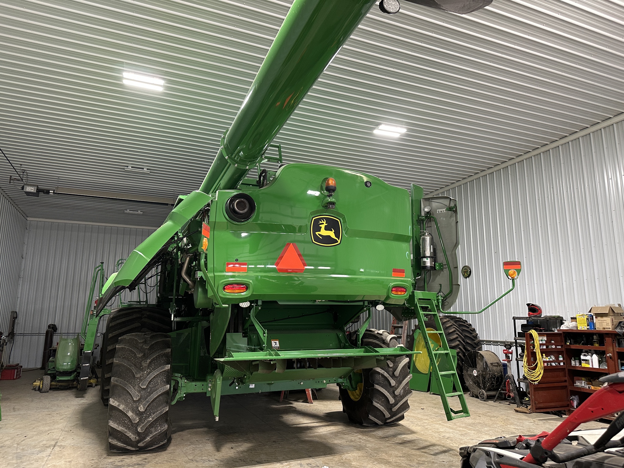 2016 John Deere S660 Image 27