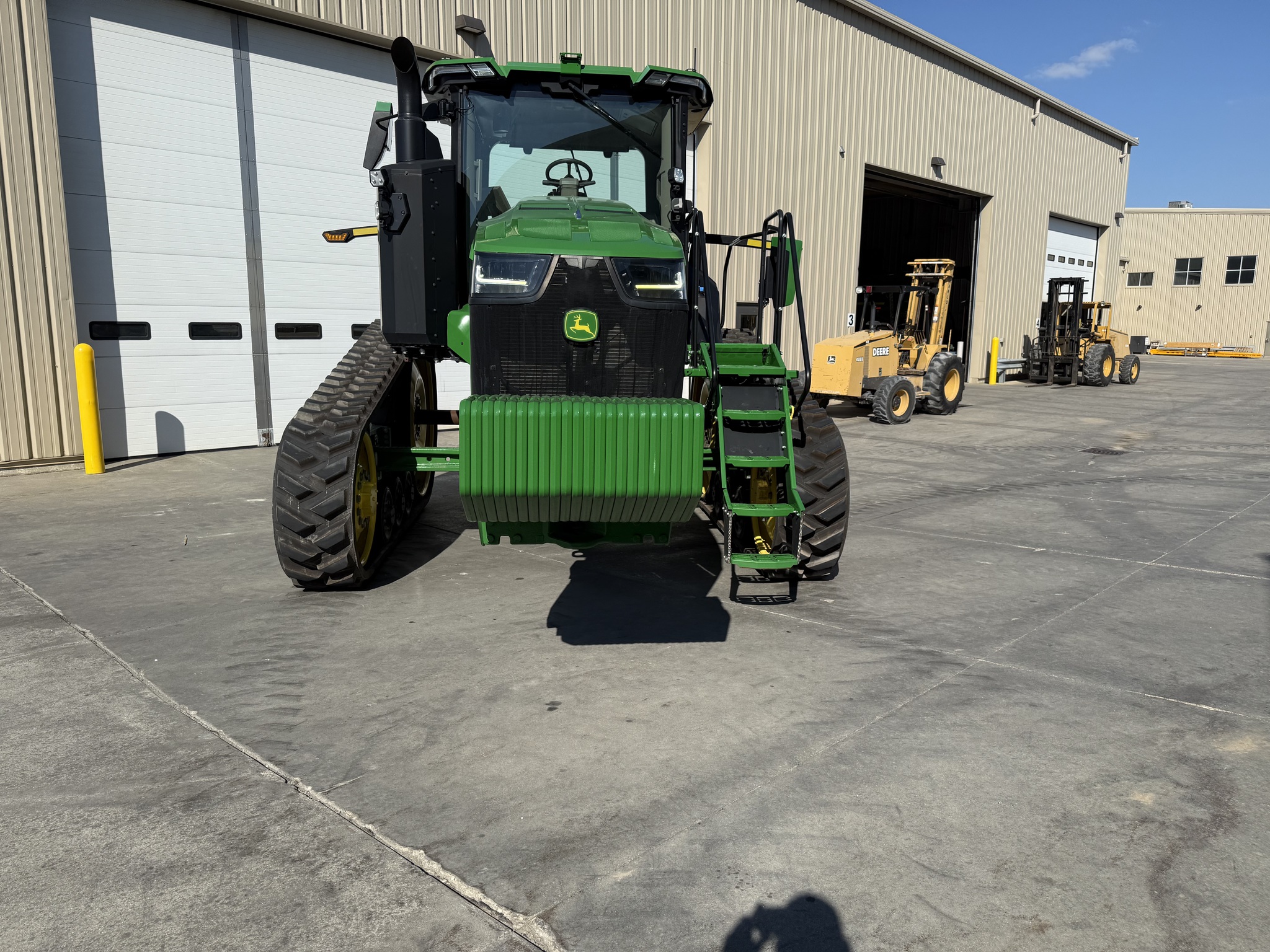 2023 John Deere 8RT 370 Image 3