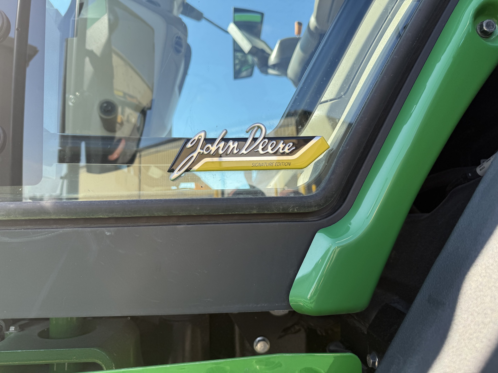 2023 John Deere 8RT 370 Image 6
