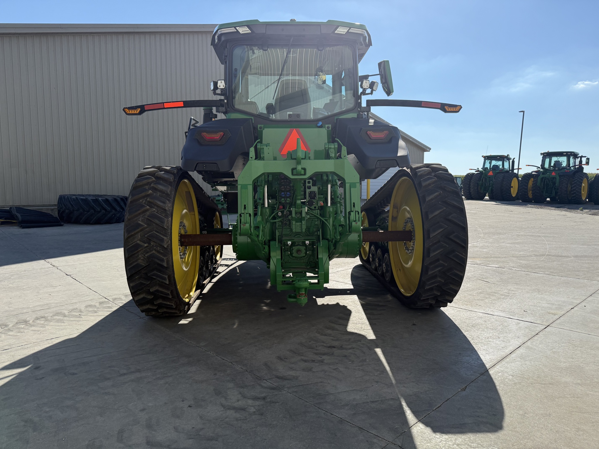 2023 John Deere 8RT 370 Image 8