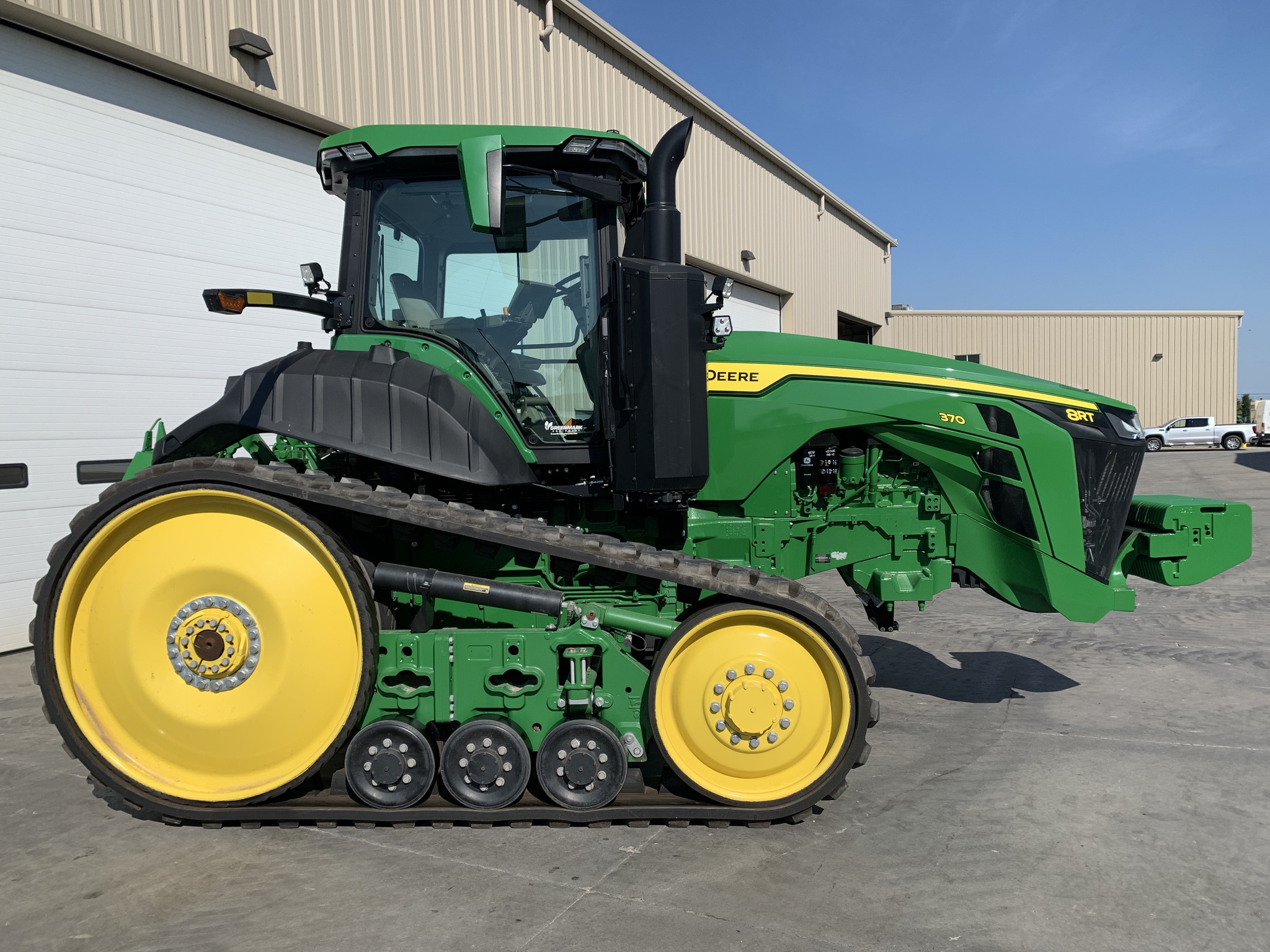 2023 John Deere 8RT 370 Image 2