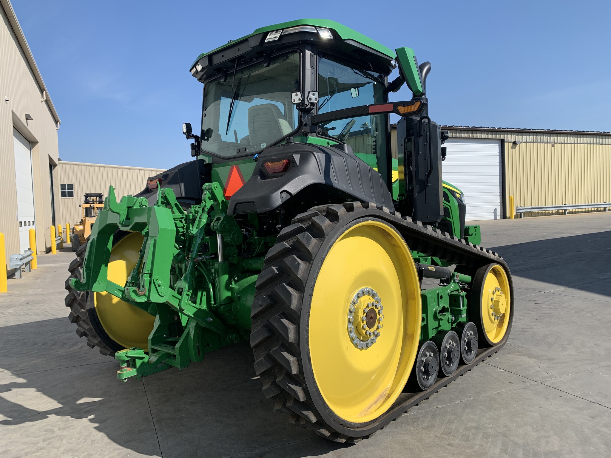 2023 John Deere 8RT 370 Image 3