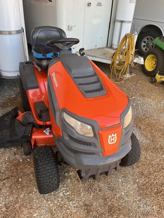 Photo of 2010 Husqvarna YTH24V48