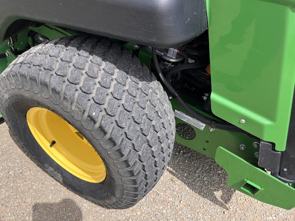 2022 John Deere Z997R - Photo14