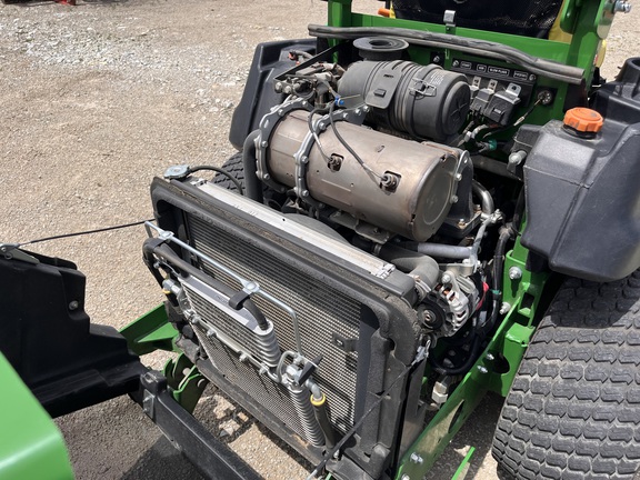 2022 John Deere Z997R - Photo16