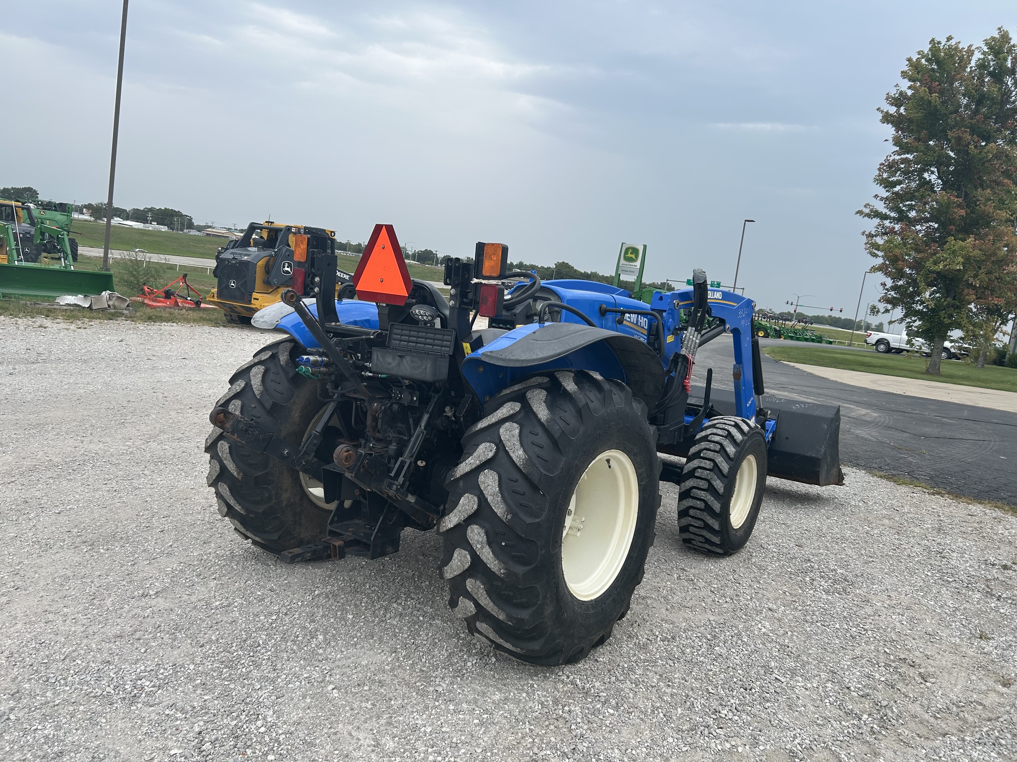  2022 New Holland Workmaster 95 at Heritage Tractor in Joplin, MO