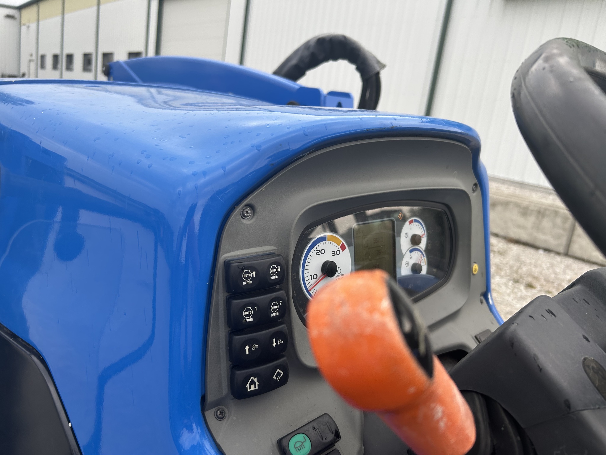  2022 New Holland Workmaster 95 at Heritage Tractor in Joplin, MO