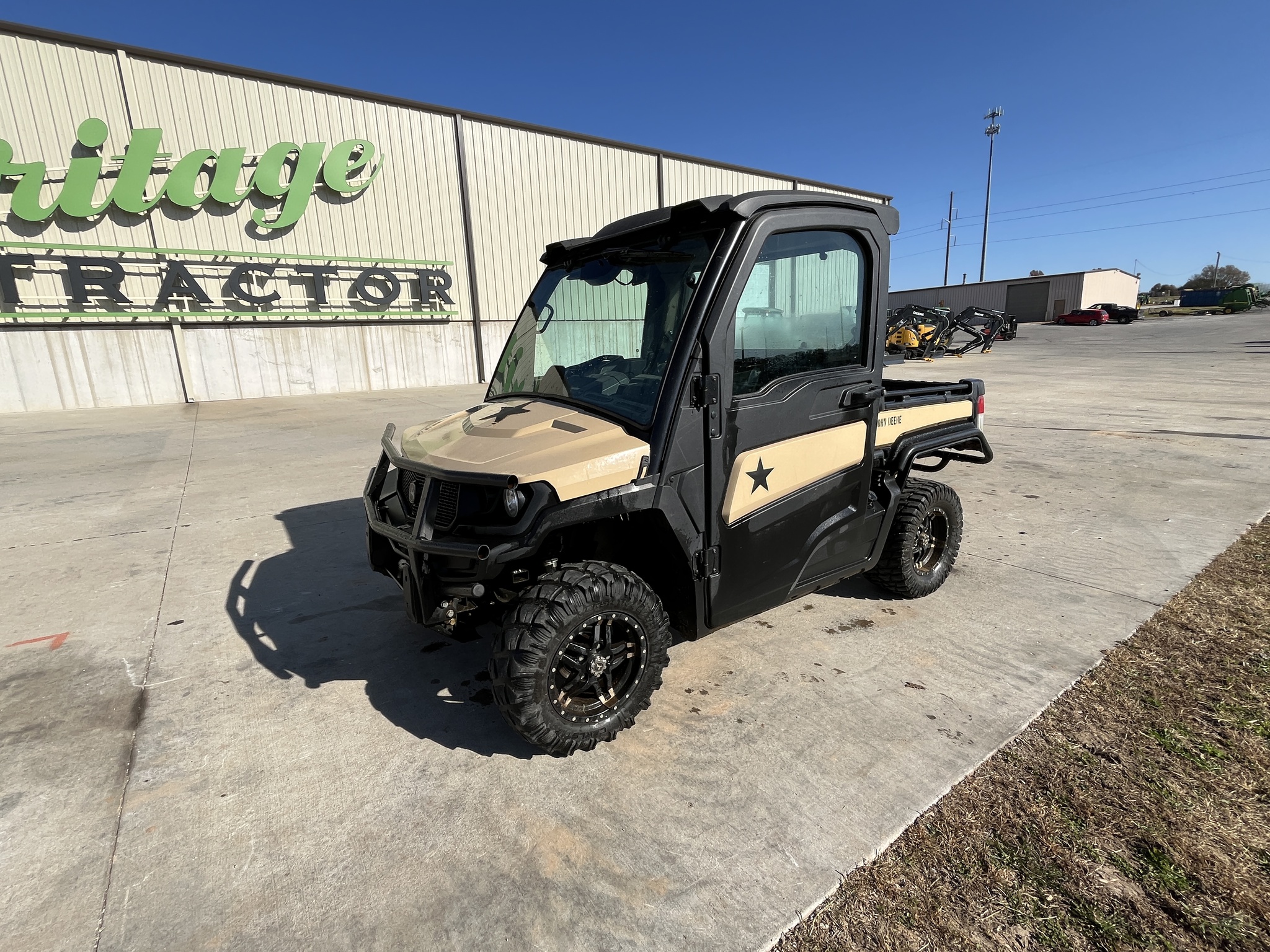  2022 John Deere XUV 835M at Heritage Tractor in Rogersville, MO