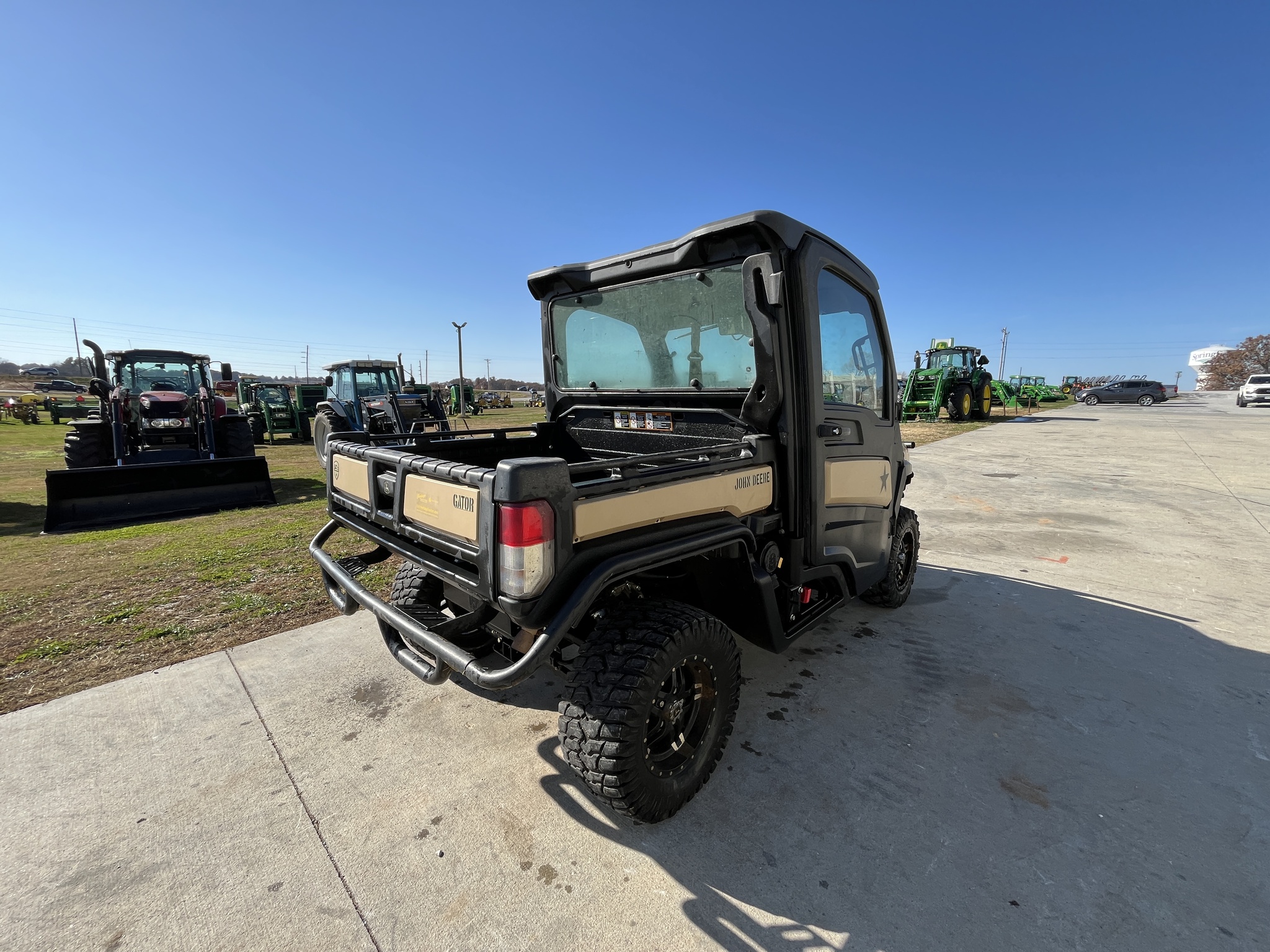  2022 John Deere XUV 835M at Heritage Tractor in Rogersville, MO