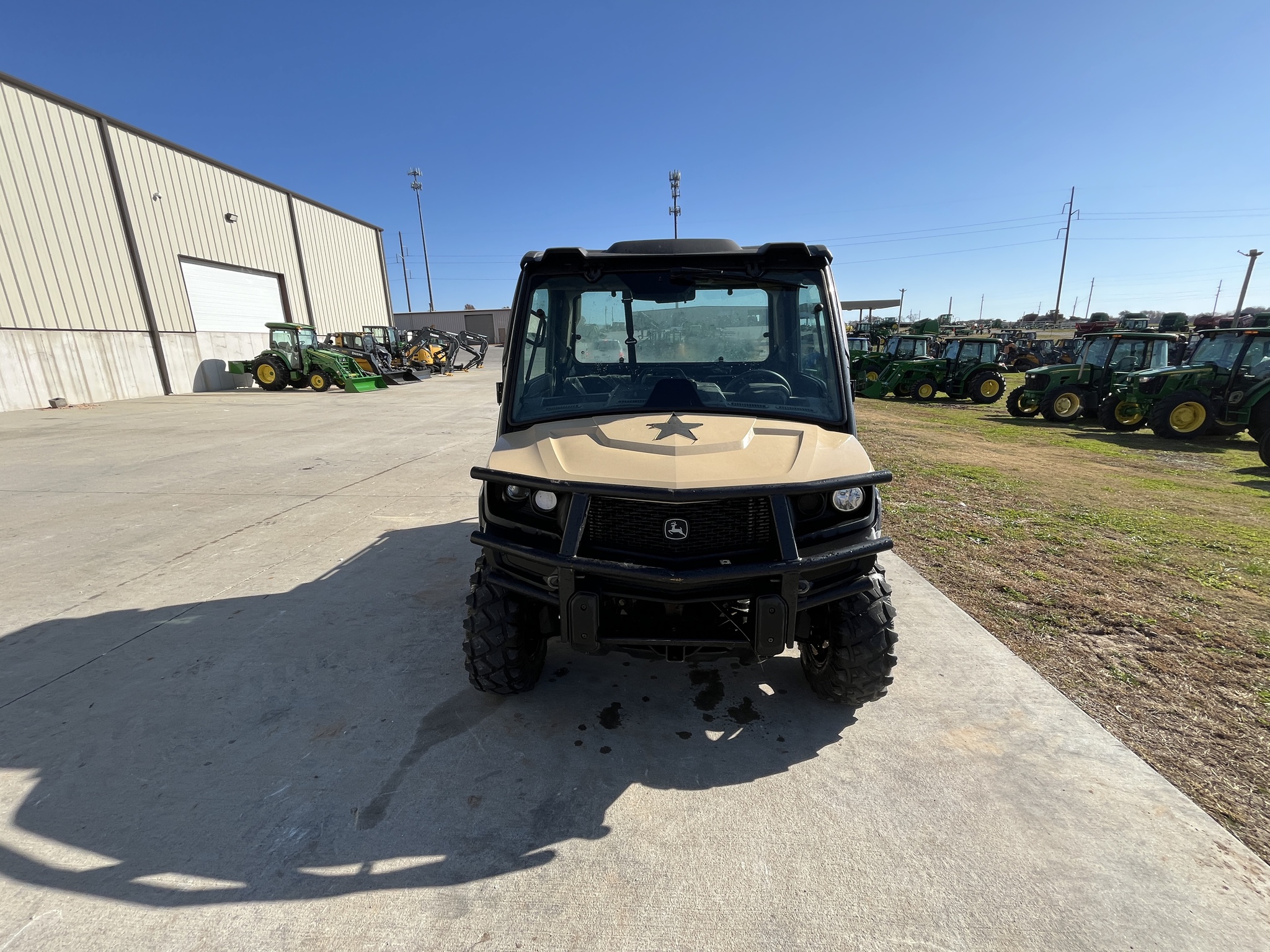  2022 John Deere XUV 835M at Heritage Tractor in Rogersville, MO