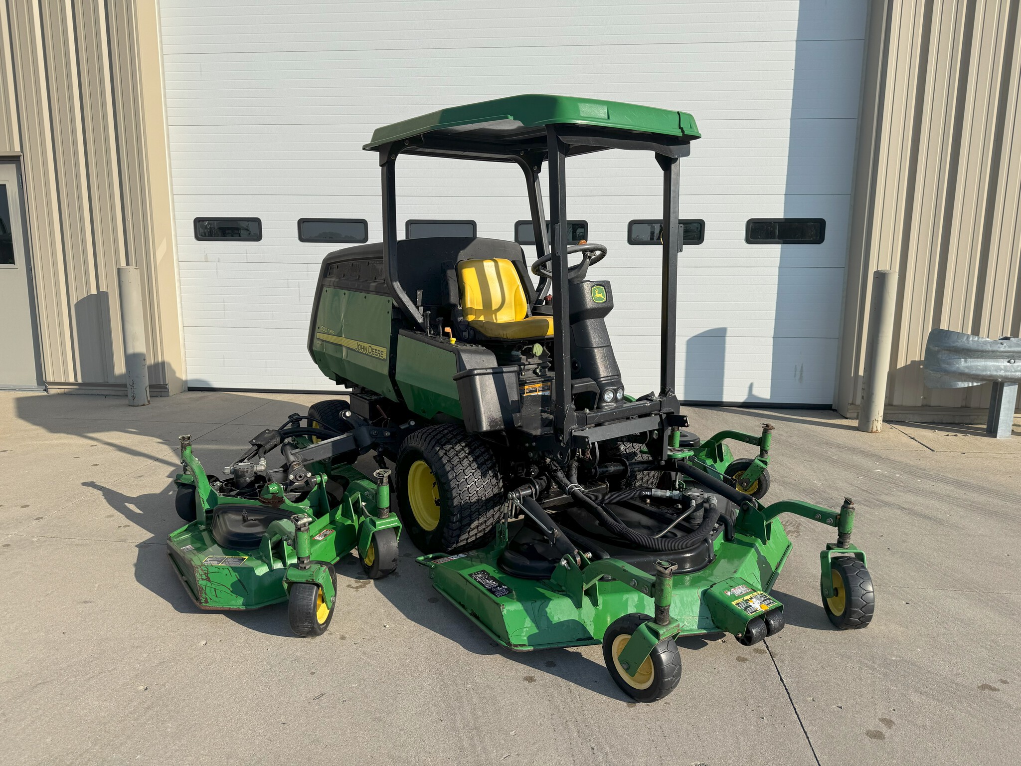 2006 John Deere 1600 Image 1