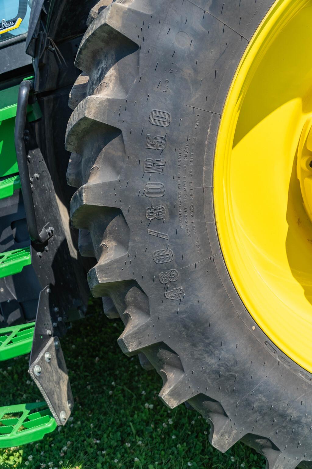 Used 2025 John Deere 8R 370 Row Crop Tractors at Koenig Equipment in Urbana, OH - PhotoXL11
