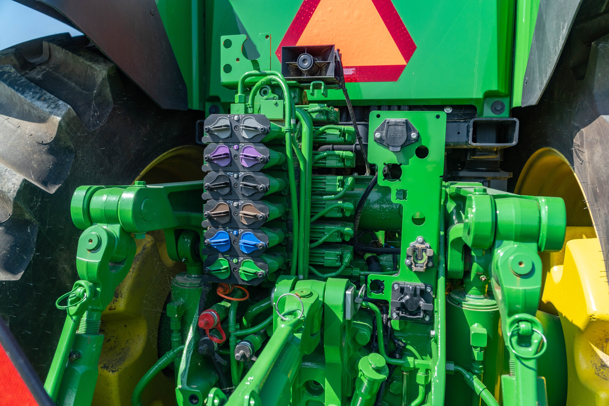 Used 2025 John Deere 8R 370 Row Crop Tractors at Koenig Equipment in Urbana, OH - PhotoXL16