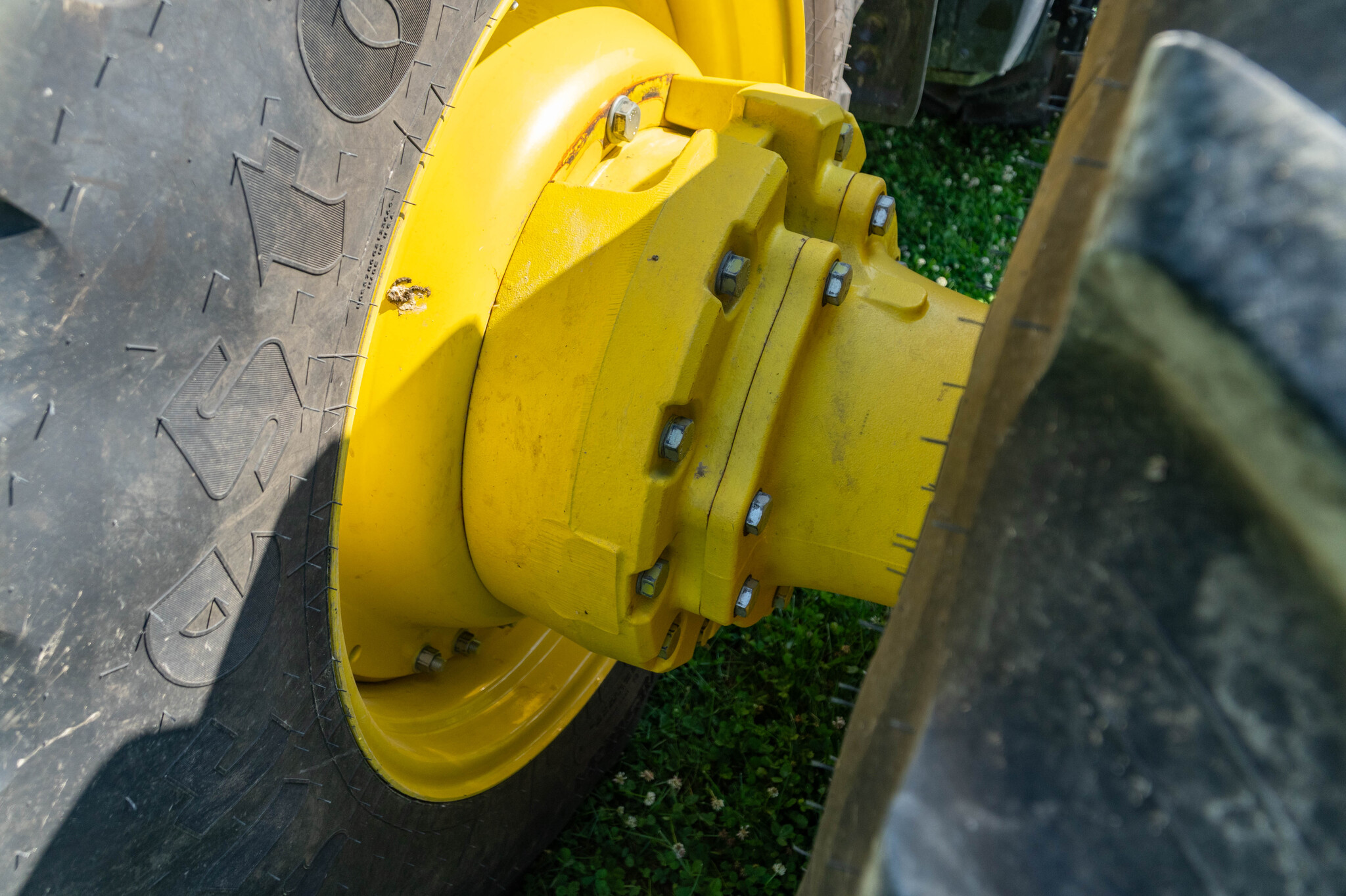 Used 2025 John Deere 8R 370 Row Crop Tractors at Koenig Equipment in Urbana, OH - PhotoXL26