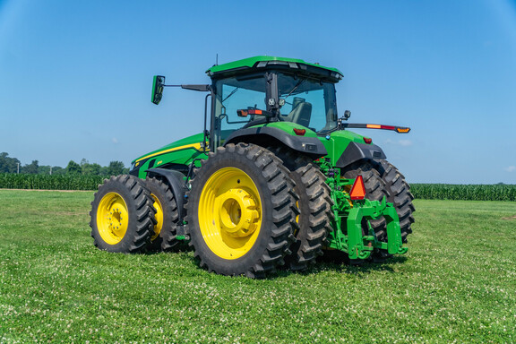 Used 2025 John Deere 8R 370 Row Crop Tractors at Koenig Equipment in Urbana, OH - Photo3