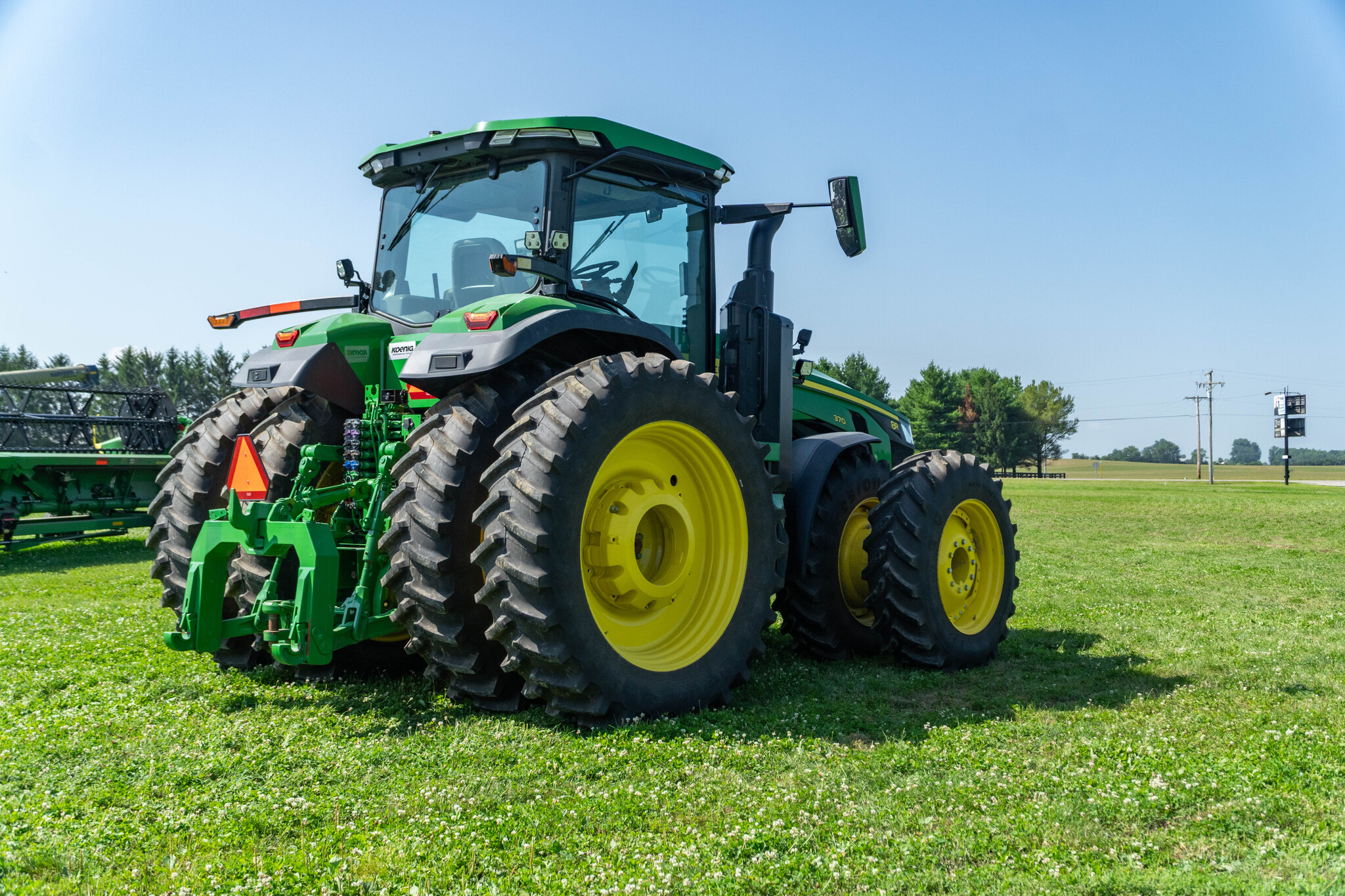 Used 2025 John Deere 8R 370 Row Crop Tractors at Koenig Equipment in Urbana, OH - PhotoXL5