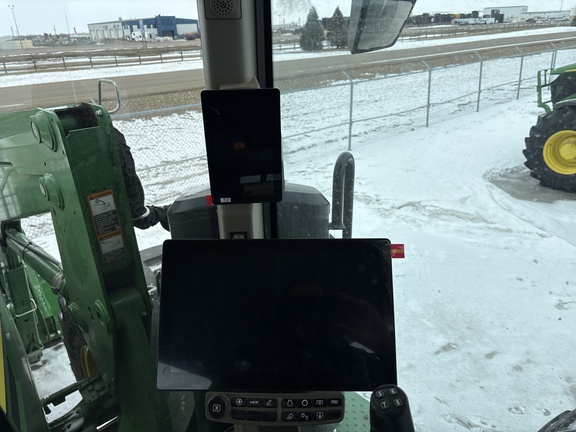Used 2024 John Deere 7R 290 Row Crop Tractors at Horizon Ag & Turf in Lloydminster, AB - Photo13