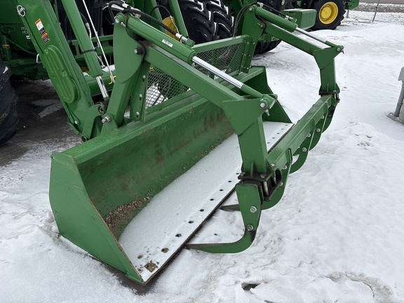 Used 2024 John Deere 7R 290 Row Crop Tractors at Horizon Ag & Turf in Lloydminster, AB - Photo3