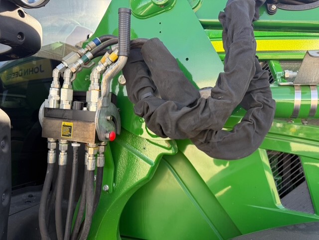 2023 John Deere 6R 155 Image 11