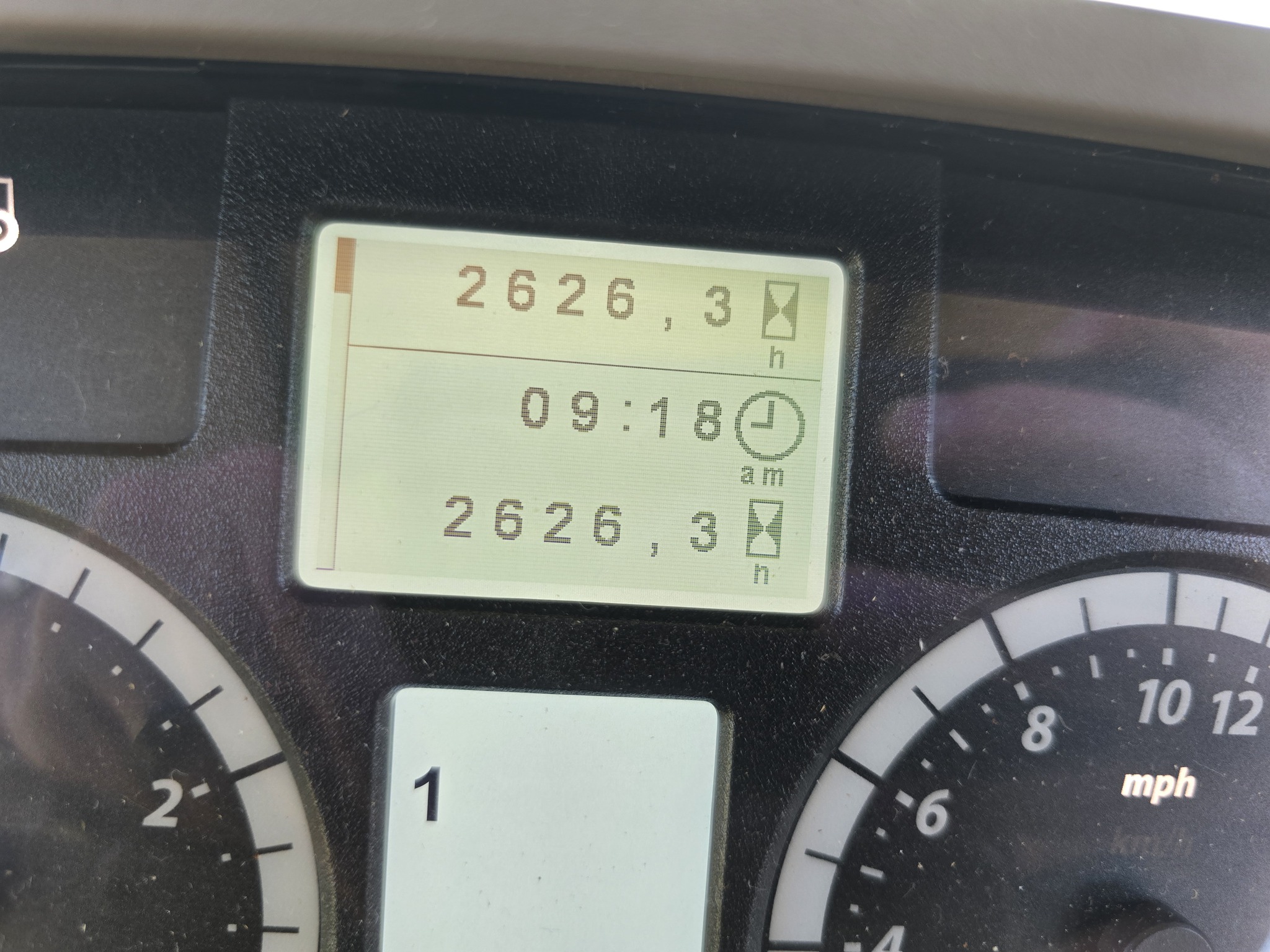 2018 John Deere 6110M Image 36