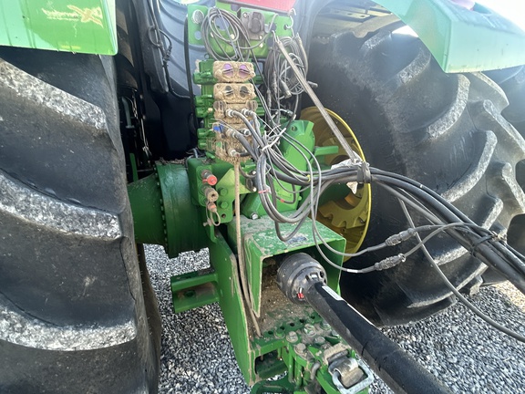 Photo of 2018 John Deere 9520R