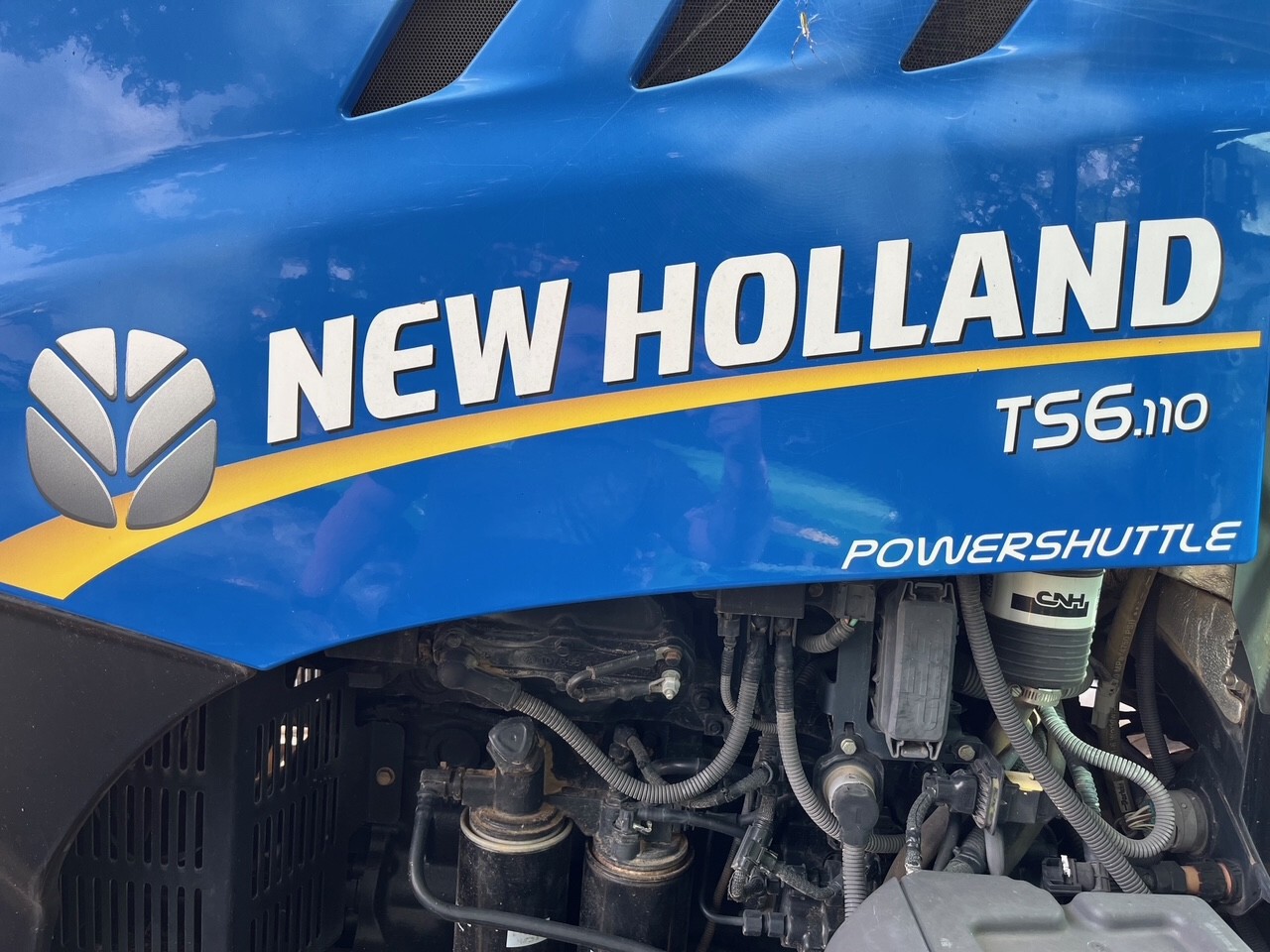 New Holland TS6 110 Image 4