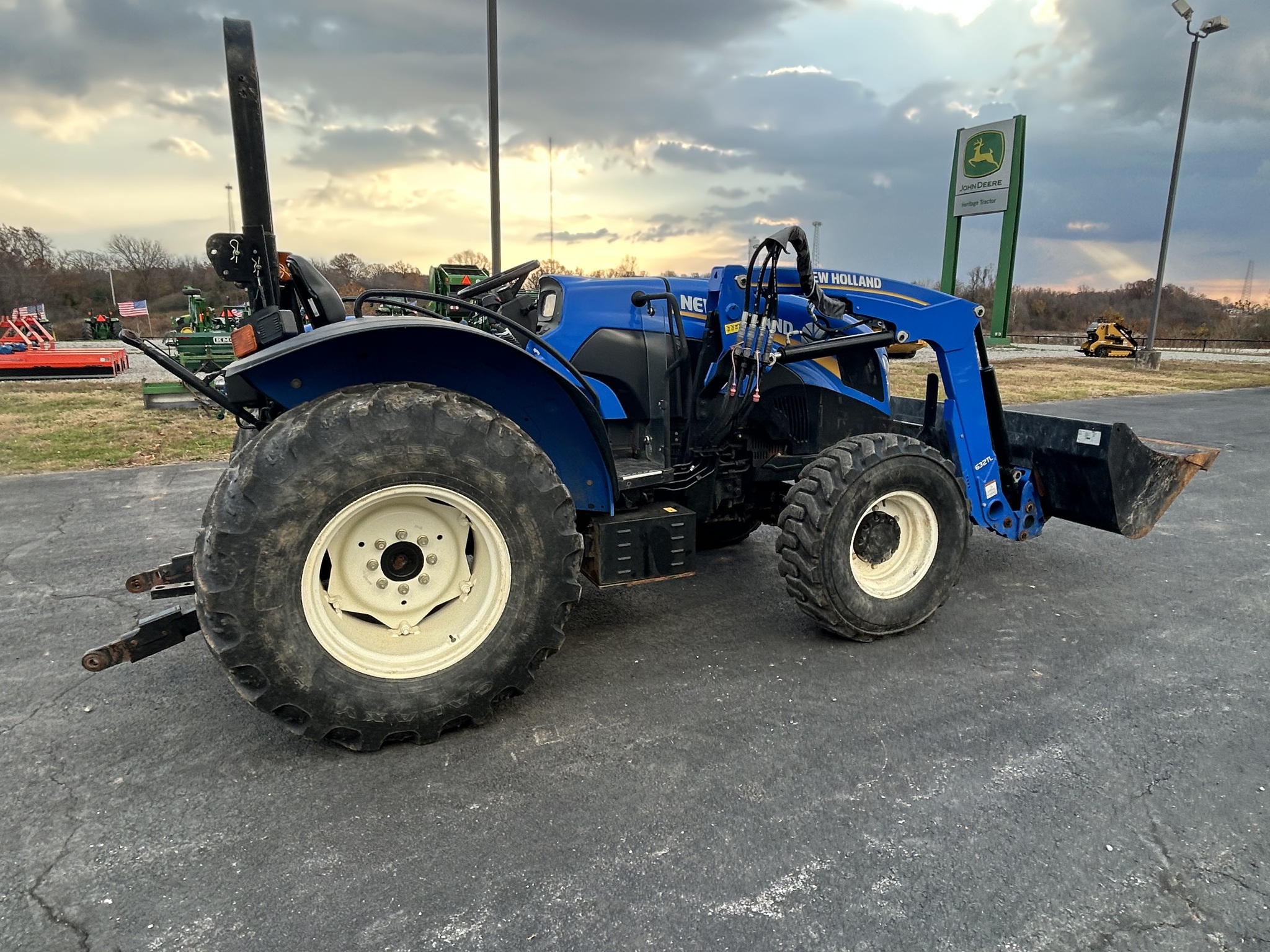  2022 New Holland Workmaster 120 at Heritage Tractor in Anderson, MO